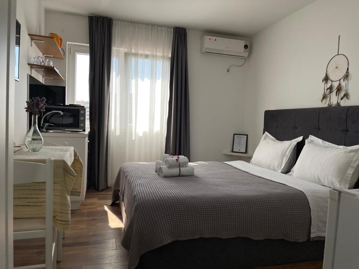 Central Studio Apartments Hotel apartamentowy Tirana
