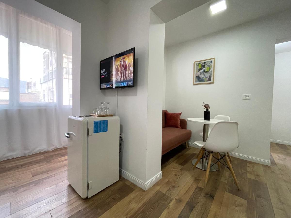 Central Studio Apartments *