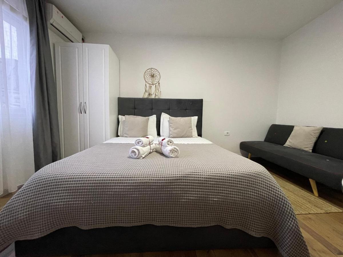 Hotel apartamentowy Central Studio Apartments *