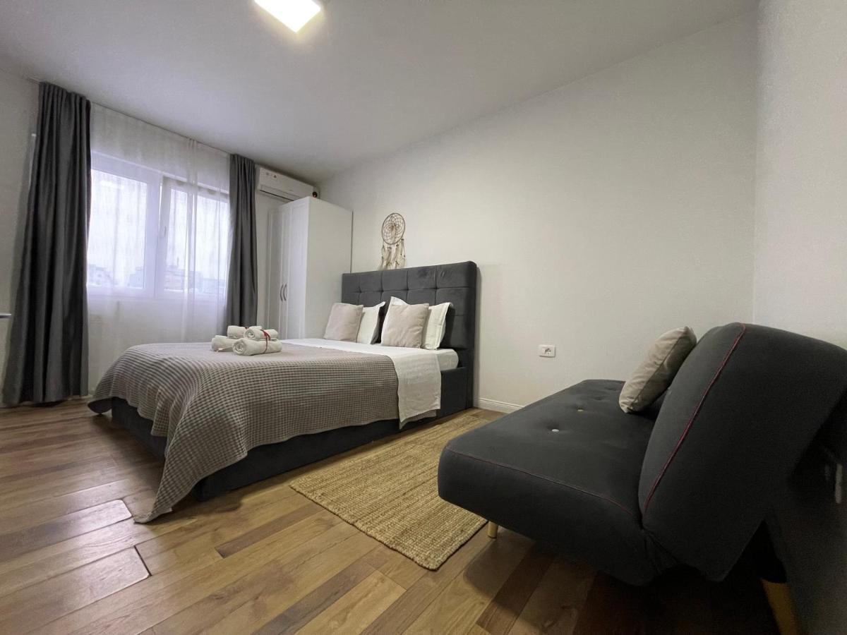 Central Studio Apartments